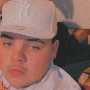 Meet your Posher, Ashton